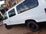 A picture of 2005 FORD E250 Bus