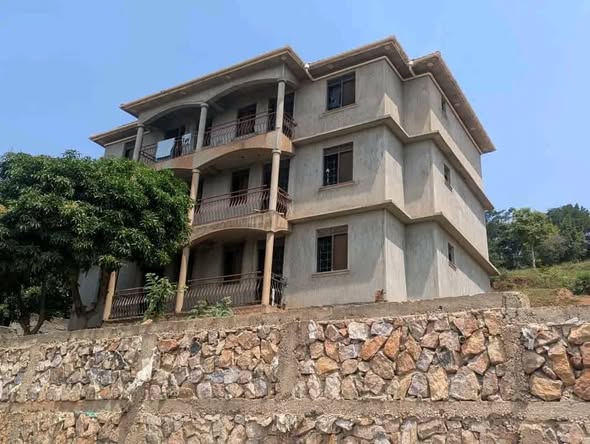 A picture of A ON QUICK SALE AT 600M NEGOTIABLE