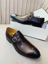 A picture of shoes