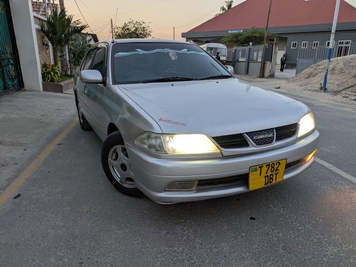 A picture of TOYOTA CARINA TI
