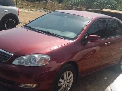 A picture of 2004 Toyota Corolla Le