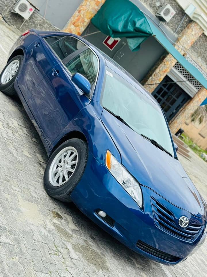 A picture of DISTRESS AWOOF SALE FOREIGN USE TOKUNBO DIRECT 2009 TOKUNBO TOYOTA