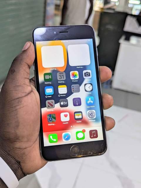 A picture of Iphone 6s plus 64gb bei 130 000 tu