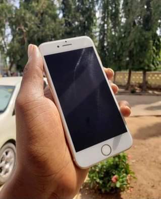 A picture of iPhone 7G