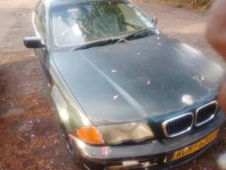 classifieds/cars bmw