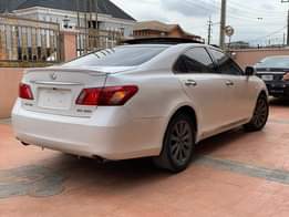 A picture of 2008 registered Lexus Es350 With BSM Sun Shade Panoramic roof