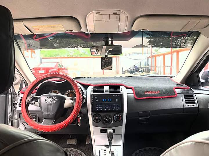 A picture of Toyota Corolla 2012