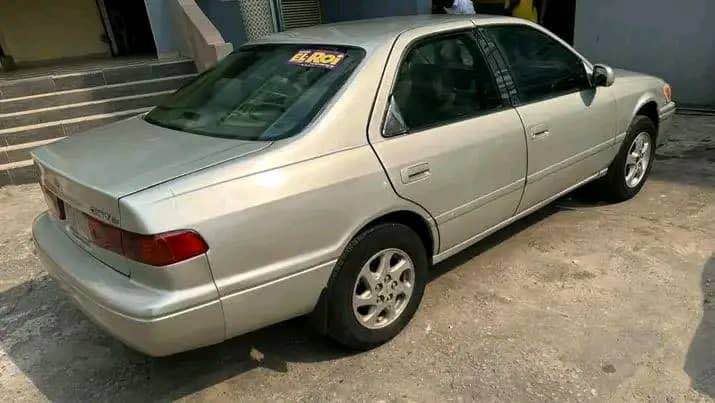 A picture of Money is needed first this morning for this Toyota Camry