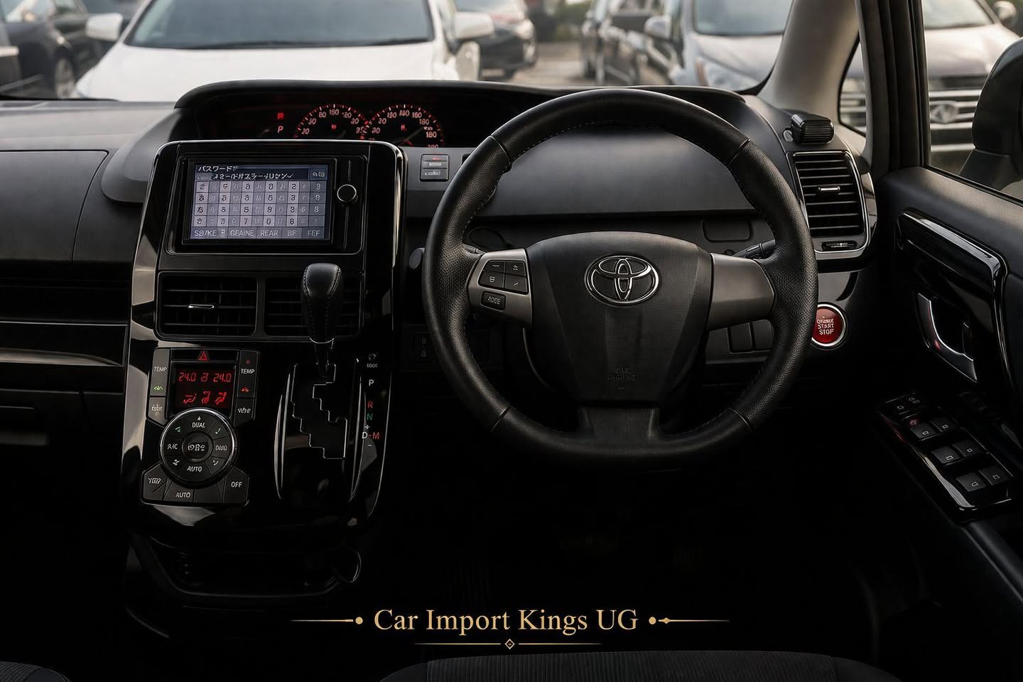 A picture of 2013 Toyota noah