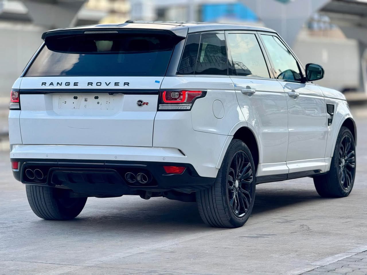 A picture of RANGE ROVER SPORT