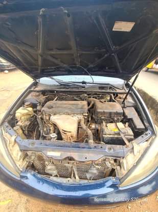 A picture of Naija used Toyota camry xle 4 plugs