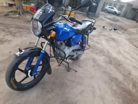 A picture of Bm 125 inauzwa Full document 0713419996 laki 900000