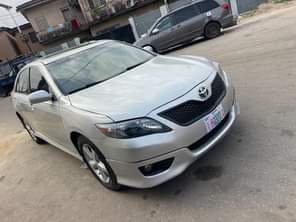 A picture of Toyota Camry sport 2011 Venza engine Tokunbo standard 4 plug