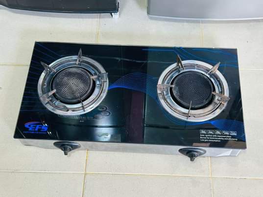 A picture of majiko ya gas ya kioo plate2 used.45 000 kila moja