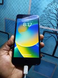 A picture of IPhone 8 Plus