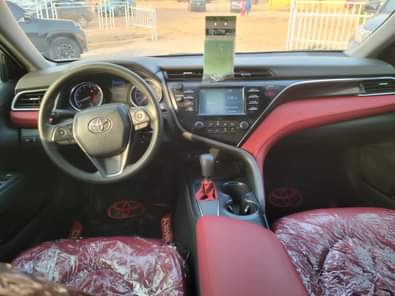 A picture of 2018 Toyota Camry V4 slightly used Price 18 5M Location