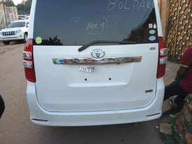 A picture of Toyota Noah on Sale or whatsapp 0751559193 Very Excellent condition