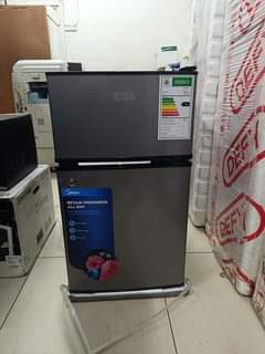 classifieds/fridges
