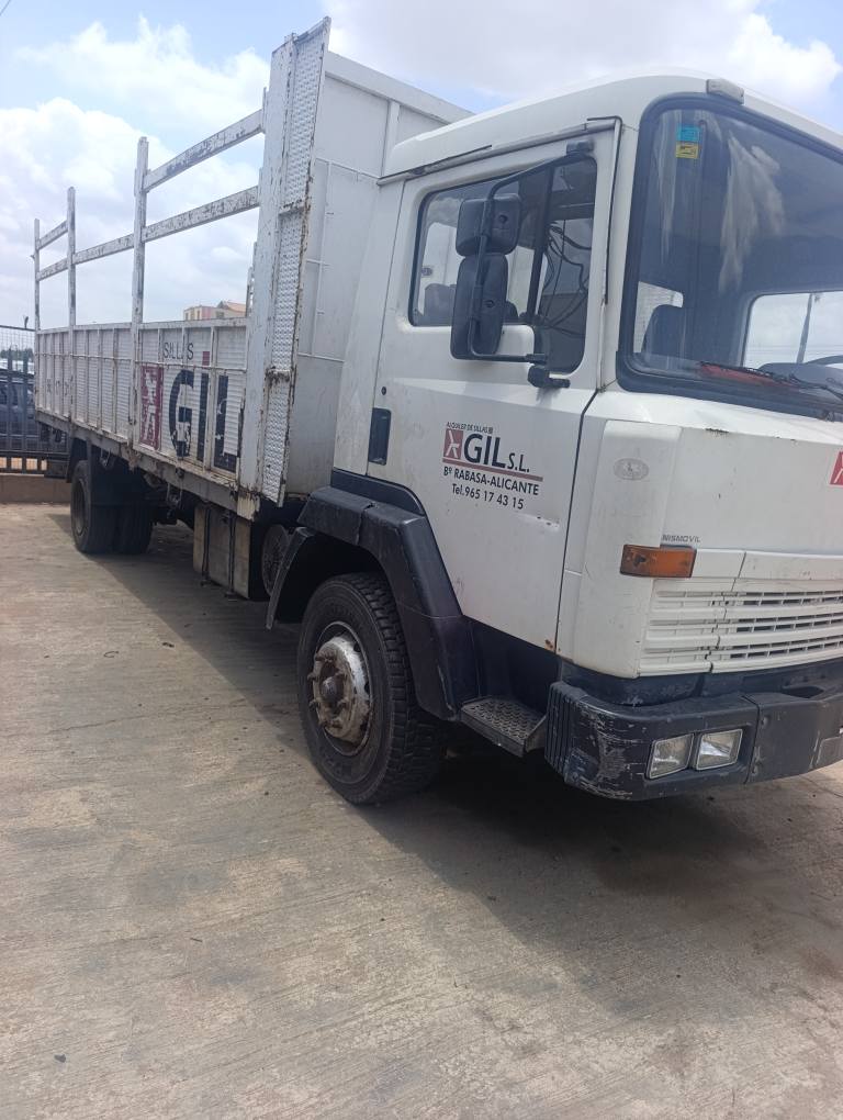 A picture of Nissan Truck
