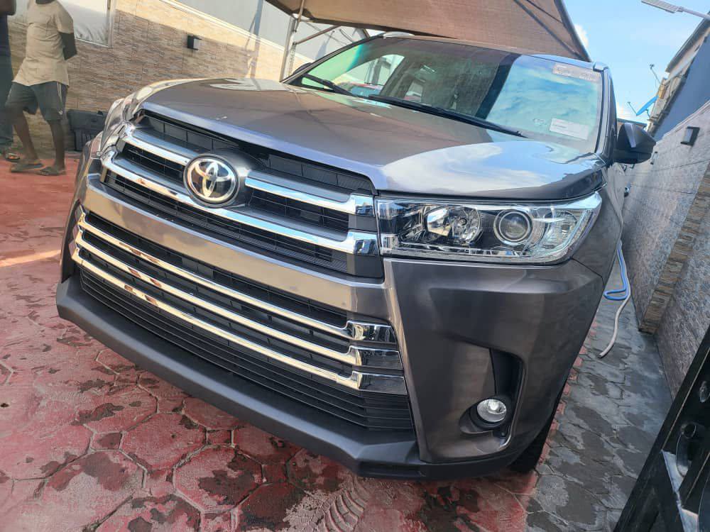 A picture of New Toyota Highlander 2016