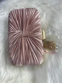 A picture of Clutches