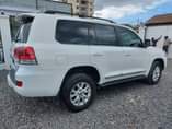A picture of Landcruiser VxR