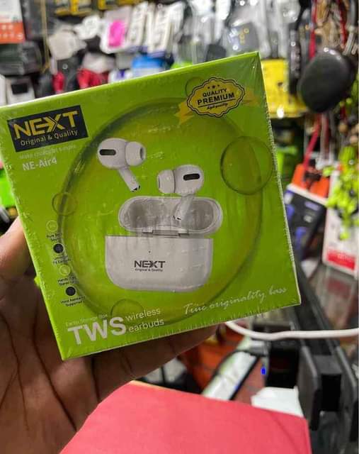 earbuds