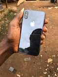 A picture of Iphone X 64gb full option with face id