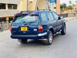 A picture of Nissan pathfinder Mwanza call 0686108116 Milion tatu na laki tano