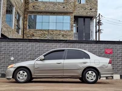 A picture of 2005 Honda Civic Hybrid Sport Edition SE 