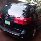 A picture of This is 04 Sienna engine still dey drop water pan