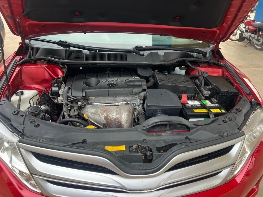 A picture of 2014 Toyota venza