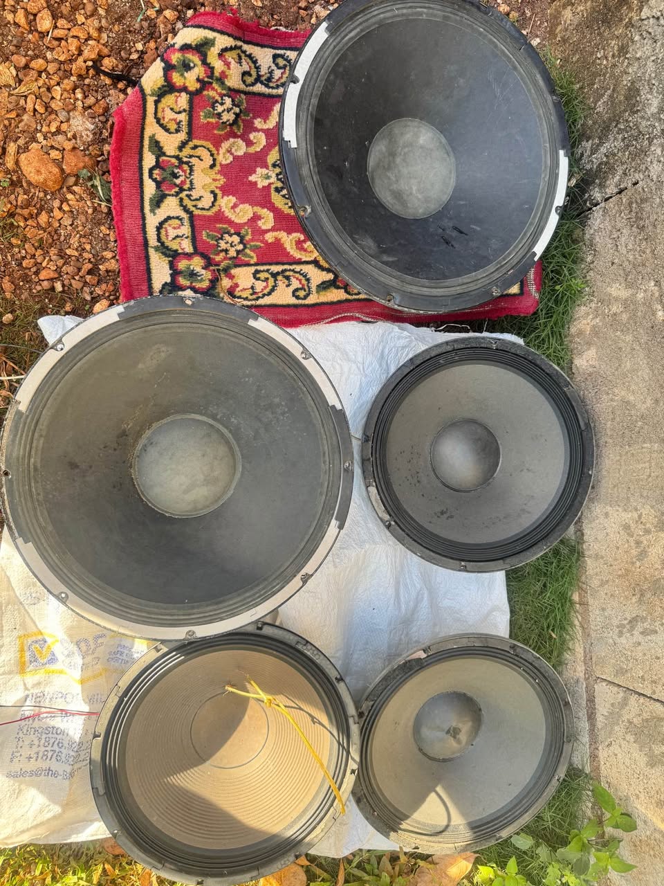 speakers