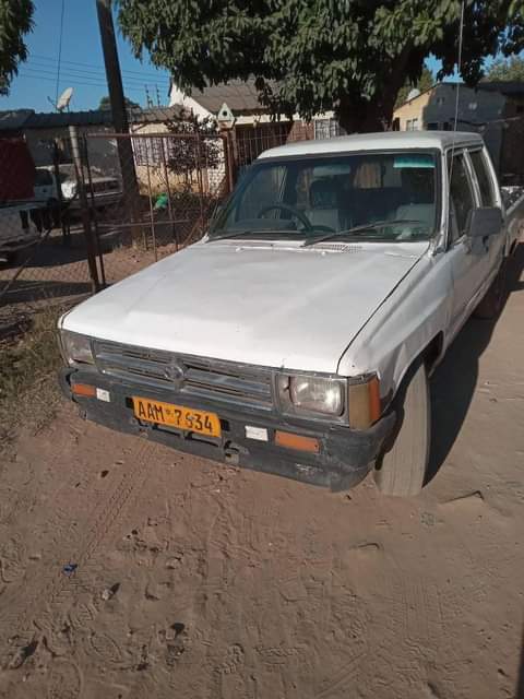 used toyota hilux