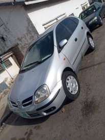 A picture of 2003 Nissan Almera Tino
