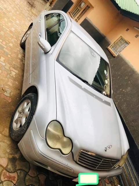 mercedes benz c200