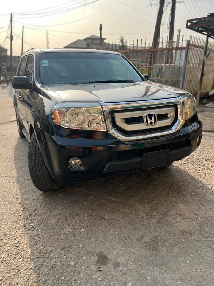 A picture of Honda Pilot 2009
