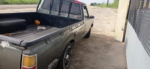 nissan 720
