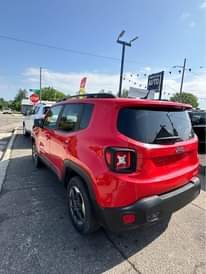 A picture of 2017 Jeep Renegade Limited Sport Utility 4D