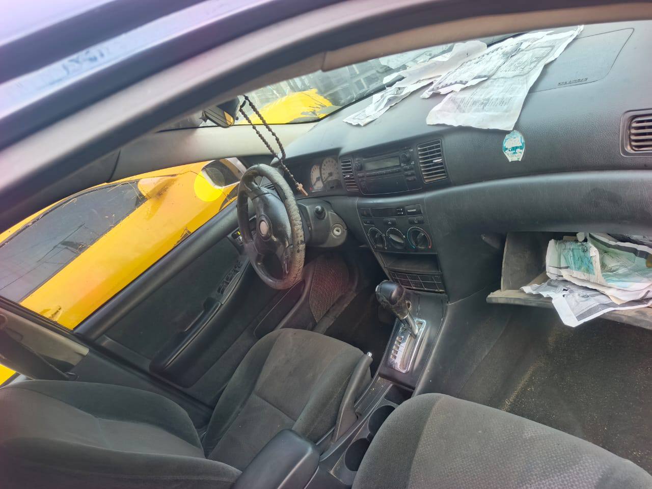 A picture of Toyota Corolla 2006 Engine 100 Gearbox 100 Ac 100 Partly