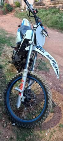 A picture of Dirty bike