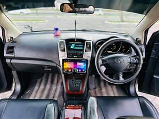 A picture of Toyota harrier