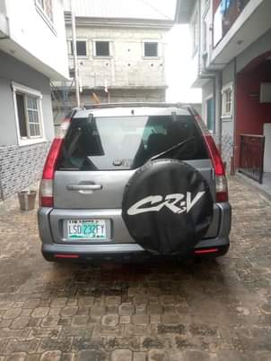 A picture of Honda CR V 2003 model