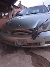 A picture of Lexus es330