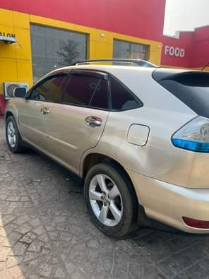 A picture of Registered Rx350 Model 2008 Engine ok Transmission ok Body neat