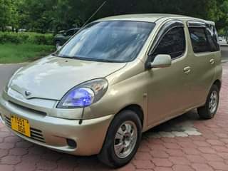 A picture of TOYOTA FUNCARGO