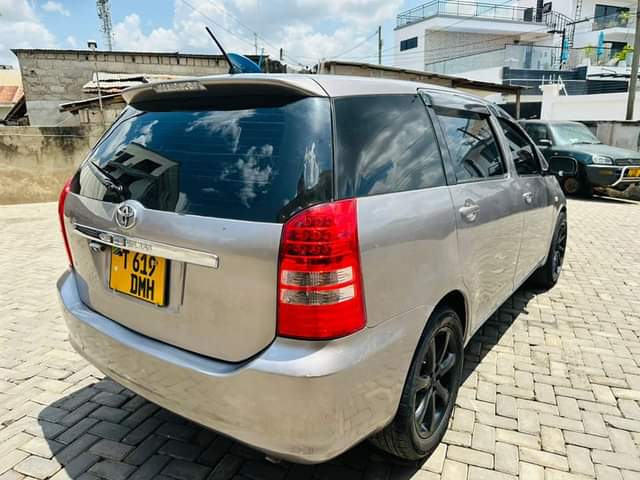 A picture of PRICE MIL 11 CALL 0712827933 TOYOTA WISH DMH YEAR 2003
