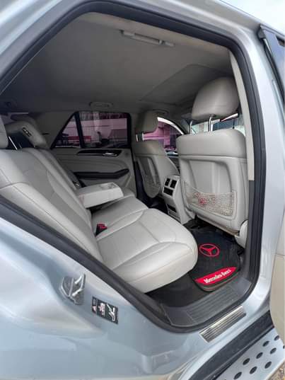 A picture of Mercedes benz