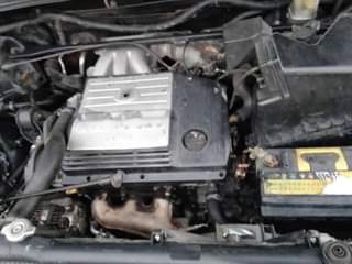 A picture of TOYOTA HIGHLANDER 2003