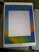 A picture of Ipad air 3rd icloud locked 0709607517